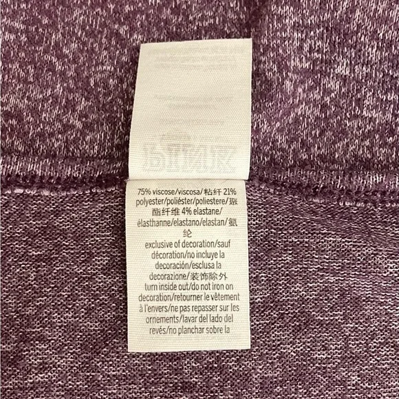 ✅SOLD-𝅺PINK Victorias Secret | Pajama Top Luscious Plum Silver Dog Logo Shirt - Picture 8 of 8